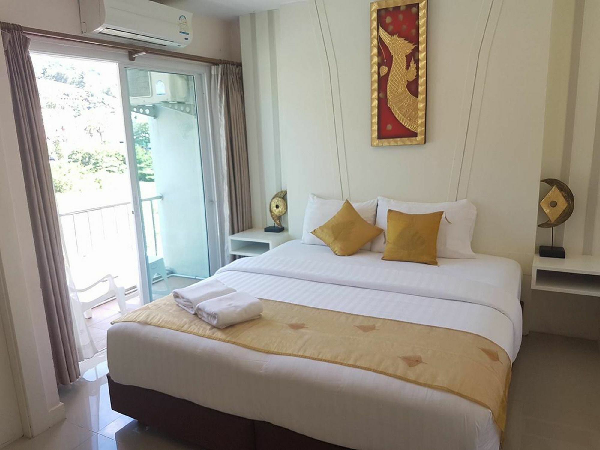J Sweet Dream Boutique Hotel Phuket Patong Экстерьер фото