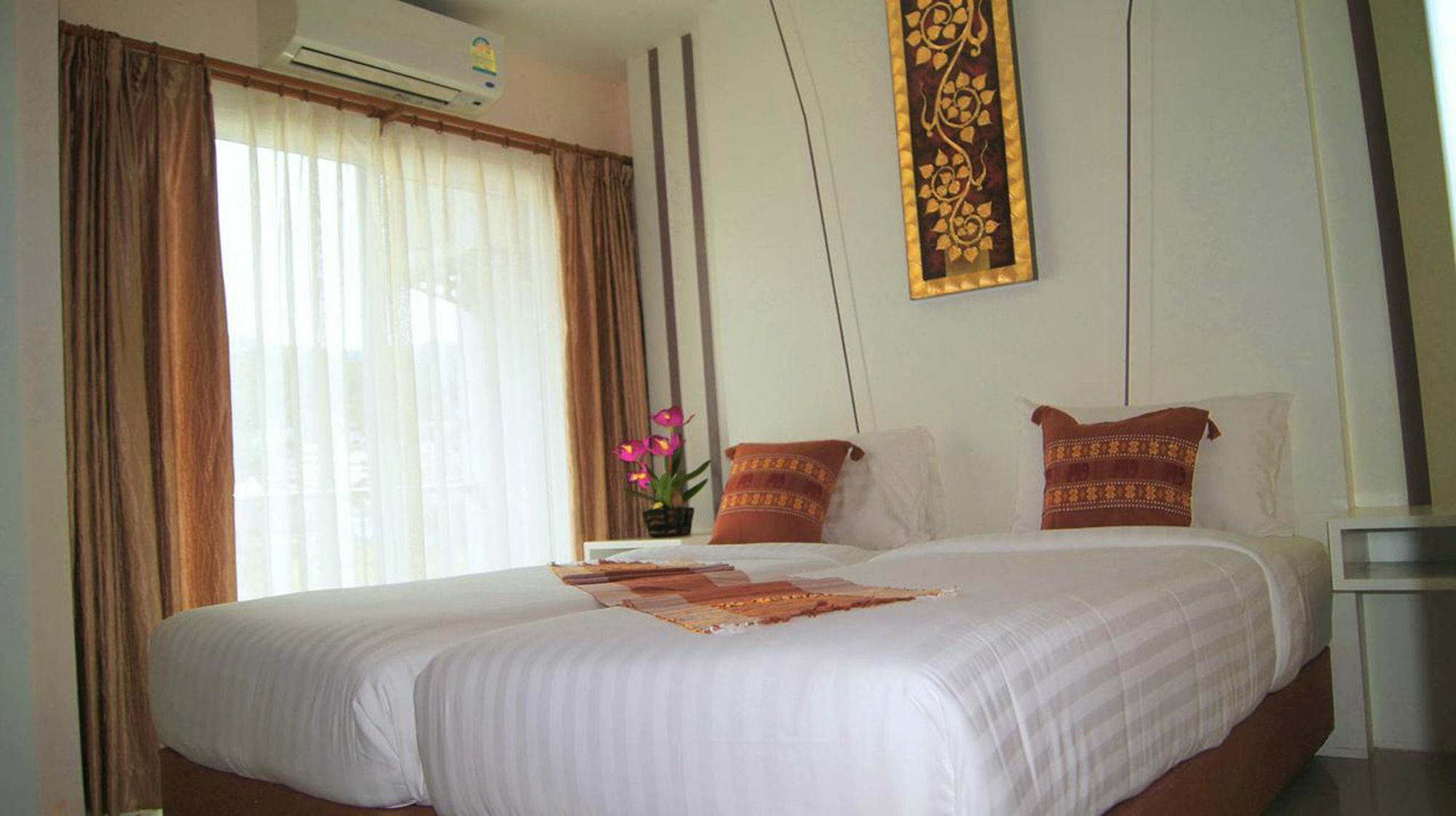 J Sweet Dream Boutique Hotel Phuket Patong Экстерьер фото